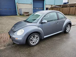 Volkswagen New Beetle 1.6 Trendline *AIRCO*CV*ELEC.RAMEN*16 INCH