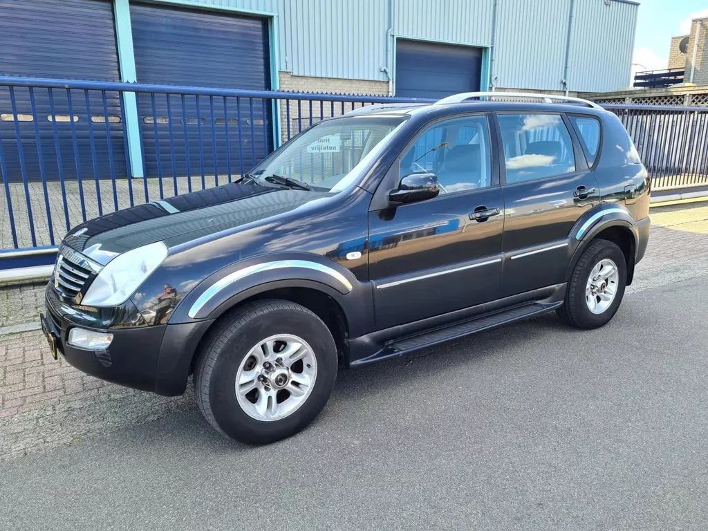 SsangYong Rexton RX 230 AUT. *166.411 KM*CLIMA*CV*DVD*17 INCH